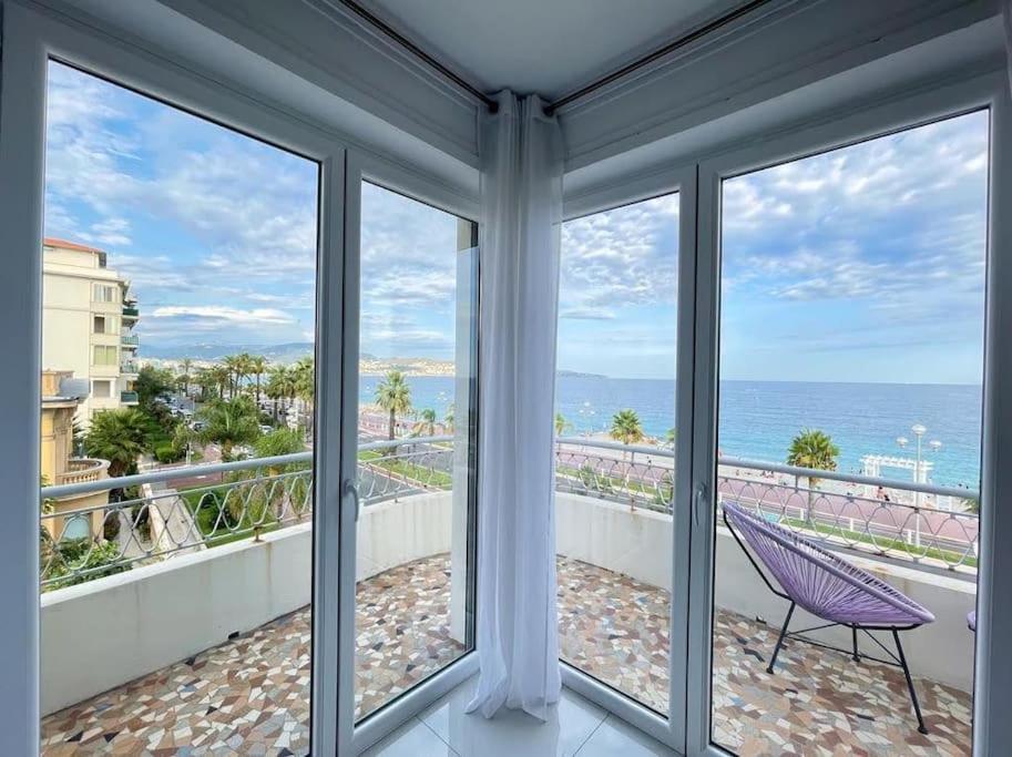 Beach Front, Superbe Appartement Pour 4 Personnes Nice Bagian luar foto