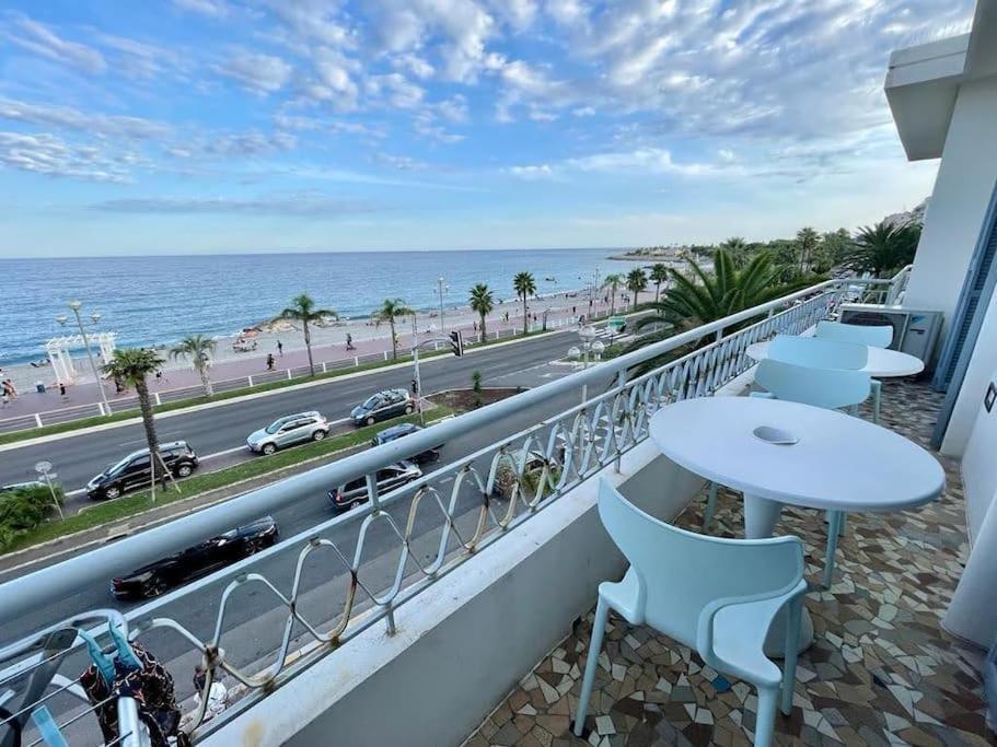 Beach Front, Superbe Appartement Pour 4 Personnes Nice Bagian luar foto